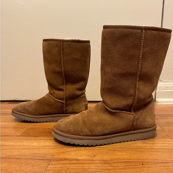 Kookaburra by Ugg Tall Classic Chestnut Brown Suede Boots - Picture 2 of 10